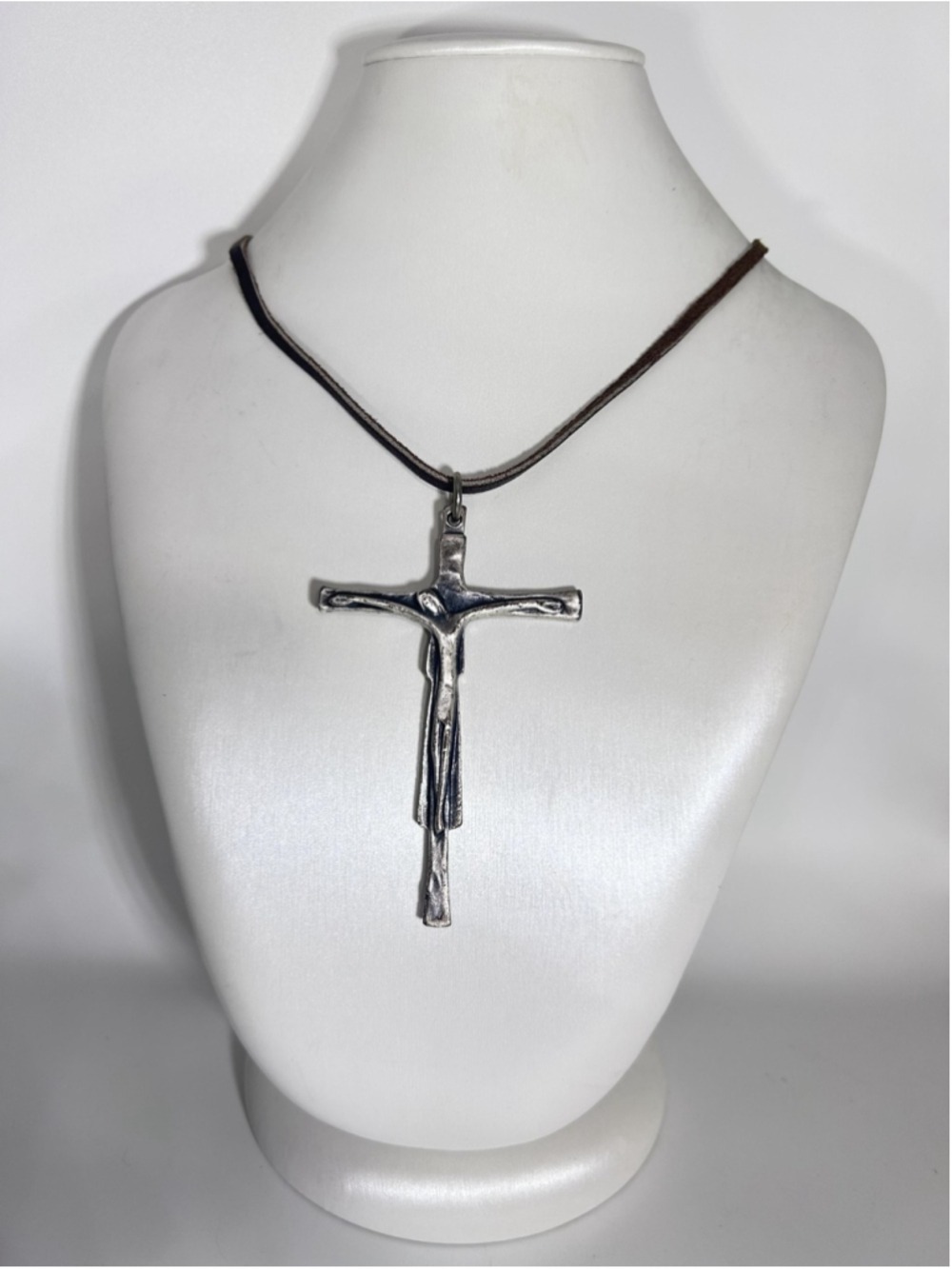 Necklace Silver Tone Cross Heavy Pendant Religious Christian Jewelry